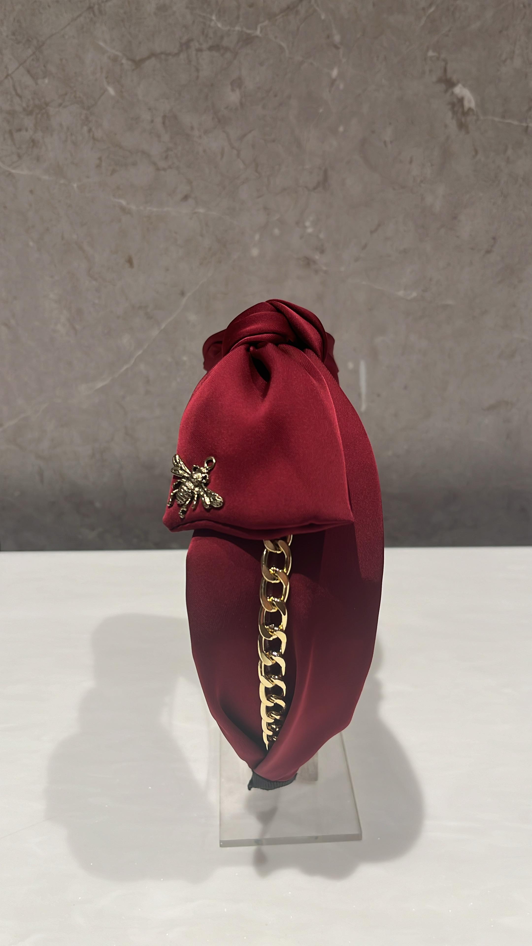 Queen Bee Chain Charm Maroon Turban Hairband